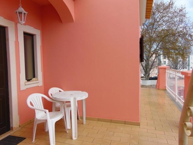 Saraiva's Guest House room 1